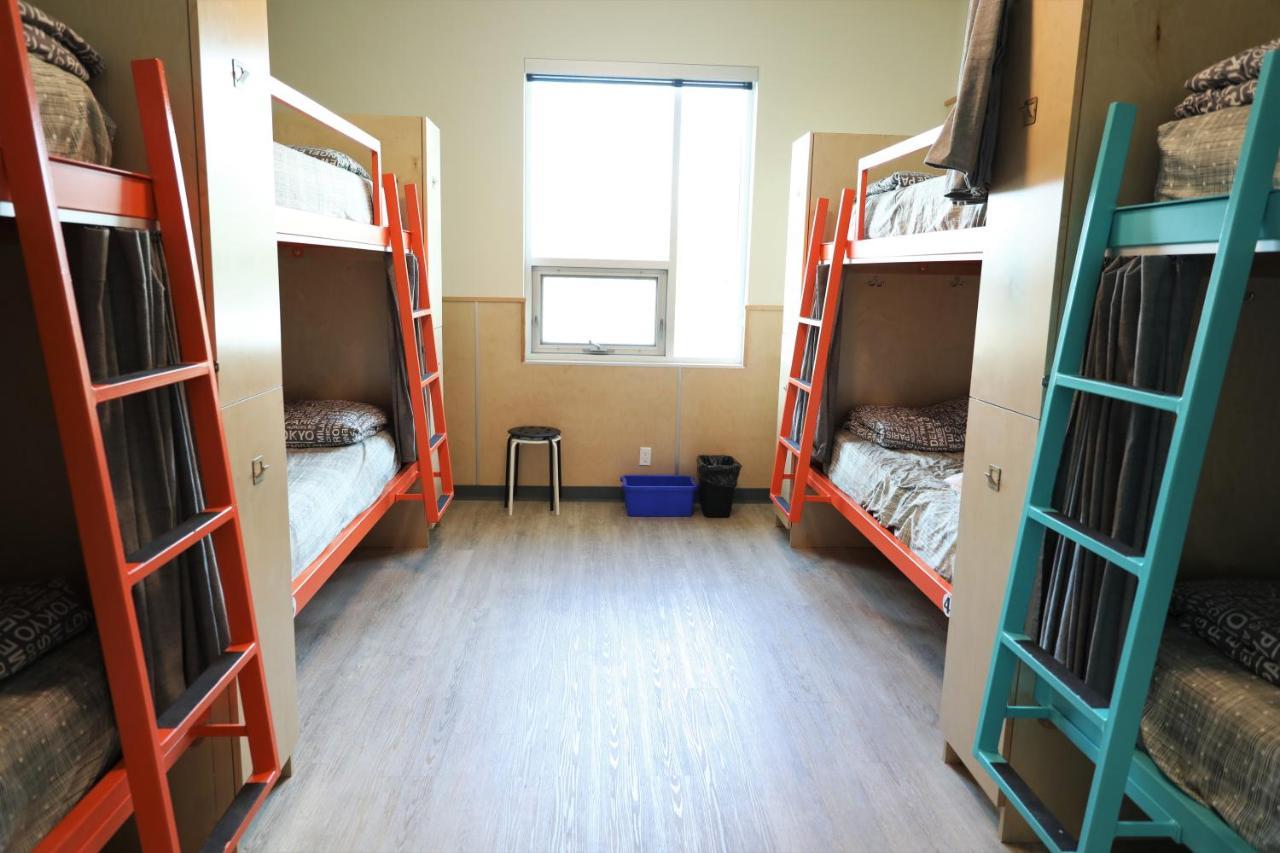 Canmore Downtown Hostel Quarto foto